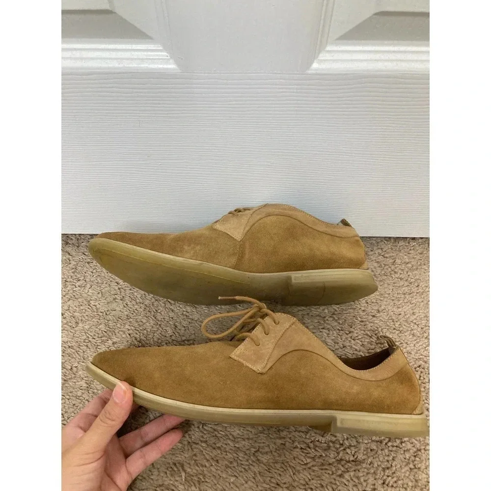 Clarks oxfords tan